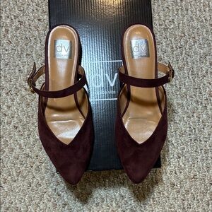 DV Dolce Vita Dayme Suede Burgundy Slip On Shoes with Strap. Size 8